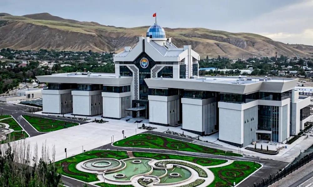 The authorities have signaled a review of relations with business through Shykmamatov