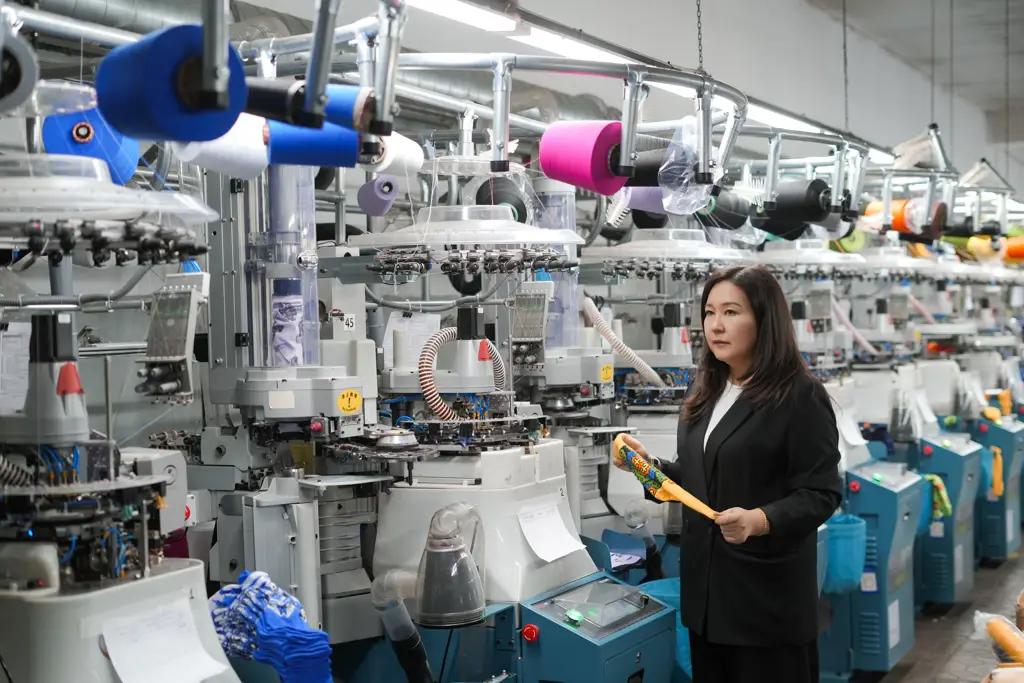 Я вам что ли шутка? Почему носки — не только подарок на 23 февраля, но и устойчивая бизнес-модель