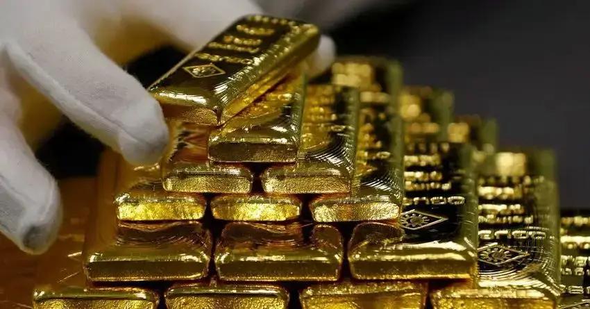 Gold bullion bars of the NBKR brought income to their owners in January