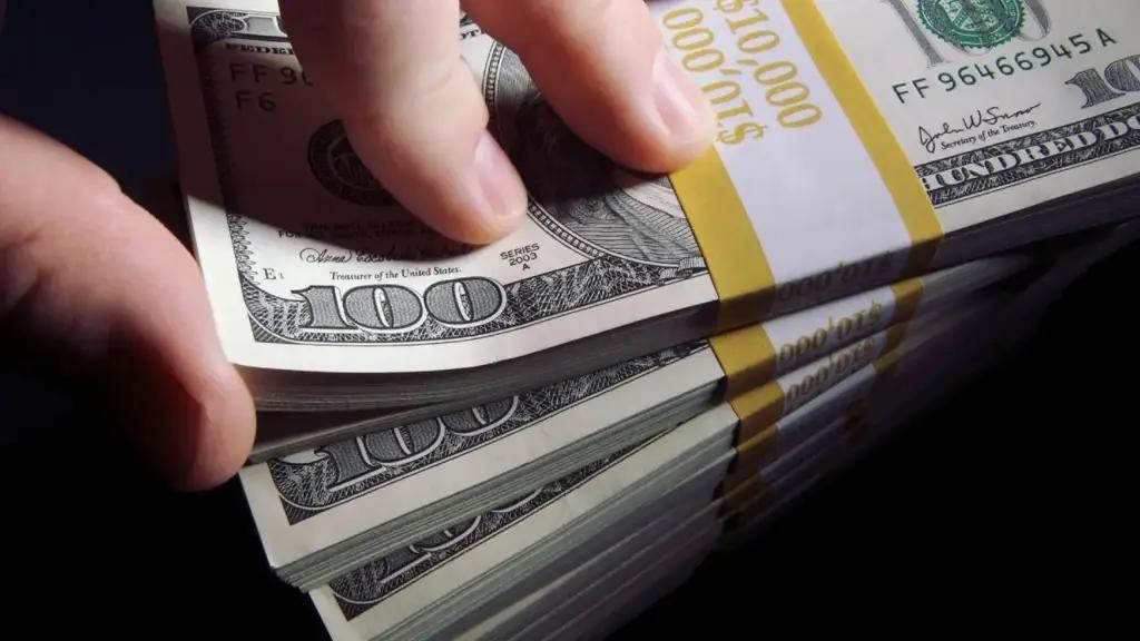 Interbank trading results: The dollar fell to January levels