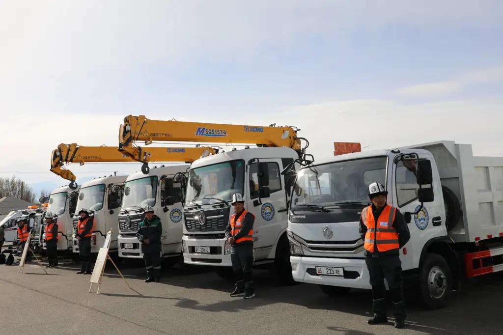 New equipment worth 100 million KGS was handed over to the municipal services of Balykchy