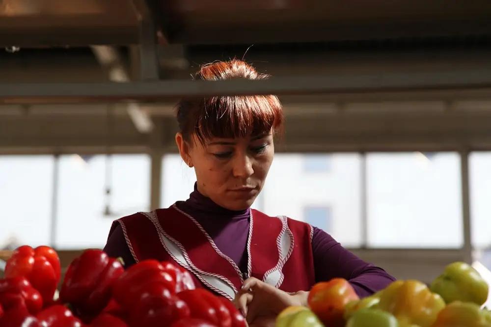 17,000 Kyrgyz citizens are employed abroad, 40% of whom are women