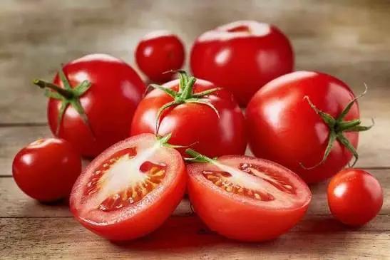 Last year, Kyrgyzstan imported tomatoes worth 1.7 billion KGS