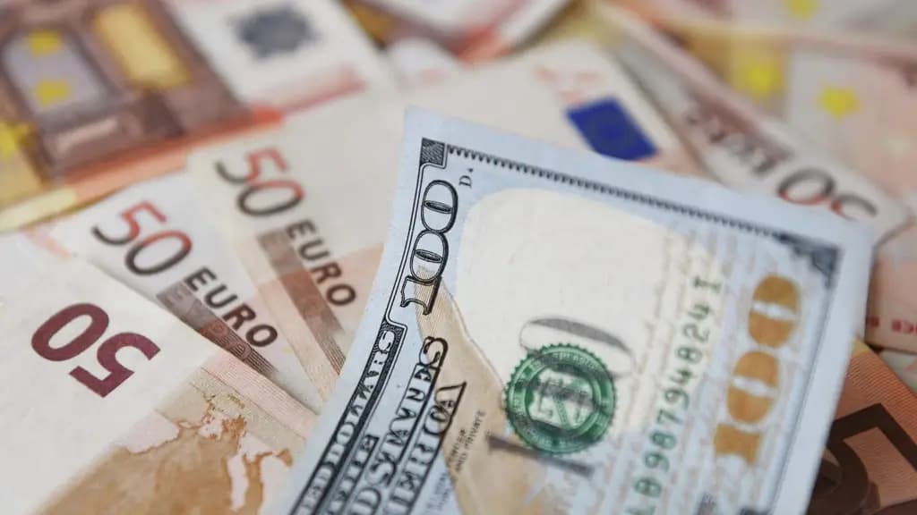 Рубль и юань подорожали к сому — официальные курсы НБ КР на 5 сентября