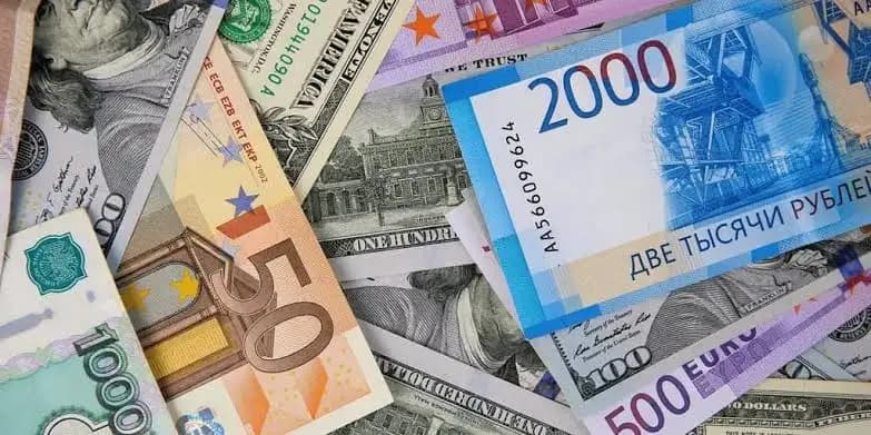 Большинство валют снизились к сому — курсы НБ КР на 16 сентября