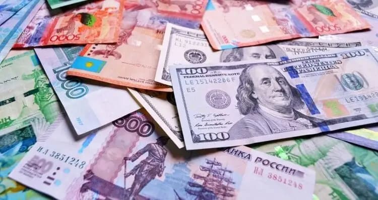 Евро снизился на 0.24%, тенге вырос на 0.66%: курсы валют на 30 сентября