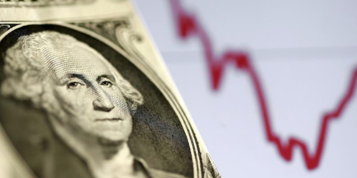 Это не доллар США падает, а сом растет: в чем феномен Кыргызской валюты?