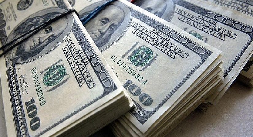 Доллар стабилизировался на межбанковских торгах