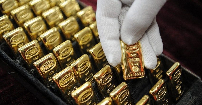 Унция золота Нацбанка подорожала более чем на 2 тысячи сомов