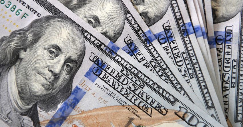 Курс доллара упал на валютных торгах