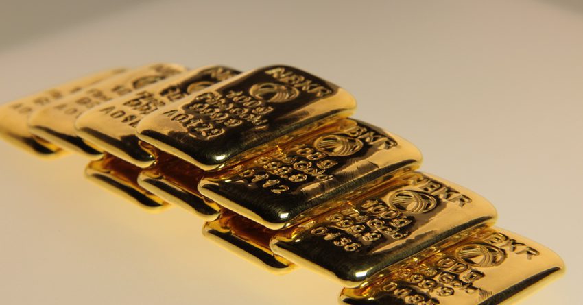 Унция золота Нацбанка стоит более 210 тысяч сомов