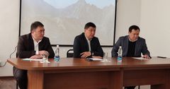 Мэр Бишкека попросил перевозчиков увеличить количество общественного транспорта