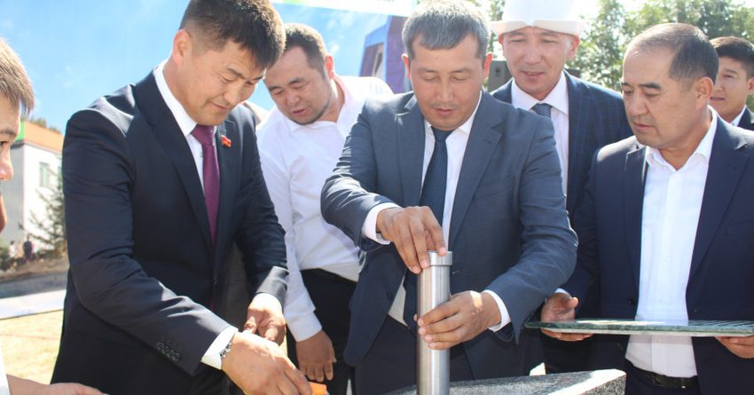 В Бишкеке заложили капсулу под строительство школы